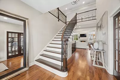 4620 Stonewall Avenue, Downers Grove, IL 60515 - Photo 2