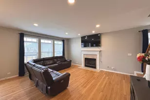 26160 W Ravine Woods Dr, Channahon, IL 60410 - Photo 10