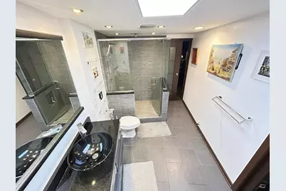 300 N State Street #2910, Chicago, IL 60654 - Photo 14