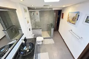 300 N State St, Chicago, IL 60654 - Photo 14