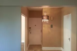 5056 N Marine Dr, Chicago, IL 60640 - Photo 2