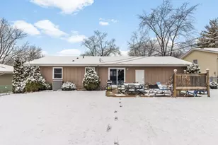 1620 Lucylle Ave, Saint Charles, IL 60174 - Photo 20