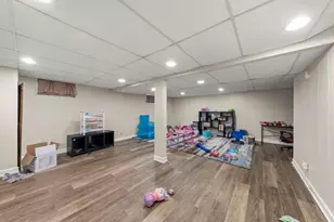 1620 Lucylle Ave, Saint Charles, IL 60174 - Photo 14