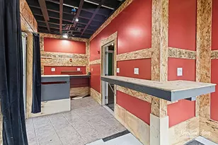 620 Tremont St, Lincoln, IL 62656 - Photo 4