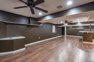 2020 Dawn Ln, Zion, IL 60099 - Photo 22