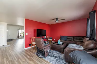 2020 Dawn Lane, Zion, IL 60099 - Photo 12