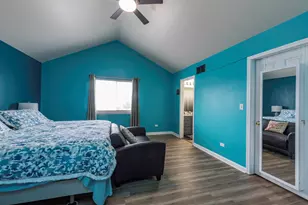 2020 Dawn Ln, Zion, IL 60099 - Photo 18