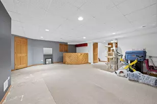 907 Thornwood Ct, Saint Charles, IL 60174 - Photo 24