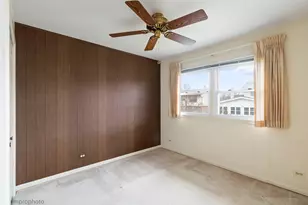 951 Lonsdale Rd, Elk Grove Village, IL 60007 - Photo 14