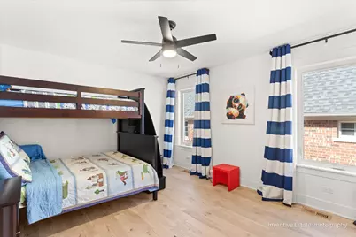 238 N Geneva Avenue, Elmhurst, IL 60126 - Photo 18