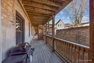 1448 W Roscoe St, Chicago, IL 60657 - Photo 8