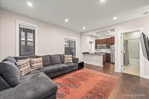 1448 W Roscoe St, Chicago, IL 60657 - Photo 2