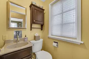 17852 Howe Ave, Homewood, IL 60430 - Photo 8