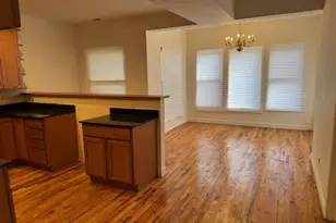 106 N Hamlin Ave, Chicago, IL 60624 - Photo 2