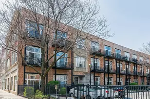 1844 S Michigan Ave, Chicago, IL 60616 - Photo 1