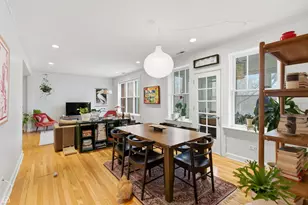 2200 W Winona Ave, Chicago, IL 60625 - Photo 10