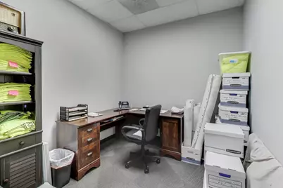 5696 N Milwaukee Avenue, Chicago, IL 60646 - Photo 10