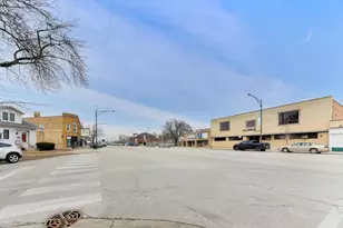 5696 N Milwaukee Ave, Chicago, IL 60646 - Photo 30