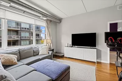 873 N Larrabee Street #605, Chicago, IL 60610 - Photo 4
