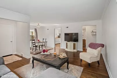 540 S Evergreen Avenue, Arlington Heights, IL 60005 - Photo 2