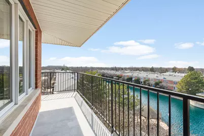 351 Town Place Circle #508, Buffalo Grove, IL 60089 - Photo 4