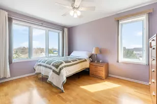 351 Town Pl Cir, Buffalo Grove, IL 60089 - Photo 18