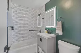 2626 N Lakeview Ave, Chicago, IL 60614 - Photo 22