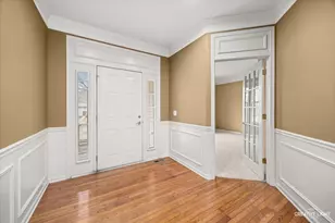 2660 Chesire Ct, West Dundee, IL 60118 - Photo 4