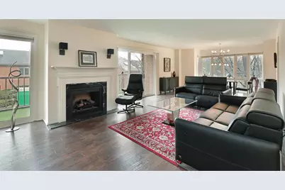 44 Park Lane #229, Park Ridge, IL 60068 - Photo 2