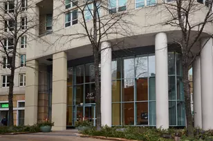 345 N La Salle Dr, Chicago, IL 60654 - Photo 32