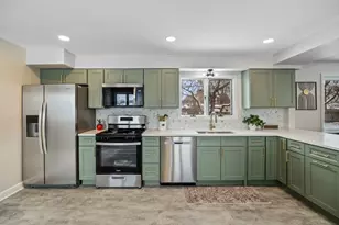 5428 W 91st St, Oak Lawn, IL 60453 - Photo 8