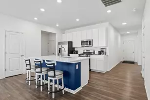 8442 Redbud Ct, Wonder Lake, IL 60097 - Photo 4