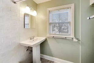 627 Pleasant Ave, Highland Park, IL 60035 - Photo 22