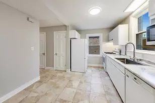 627 Pleasant Ave, Highland Park, IL 60035 - Photo 10