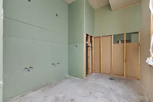 1904 W Berwyn Ave, Chicago, IL 60640 - Photo 12