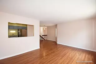 374 Juniper Tree Ct, Hoffman Estates, IL 60169 - Photo 6