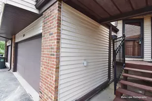 374 Juniper Tree Ct, Hoffman Estates, IL 60169 - Photo 2