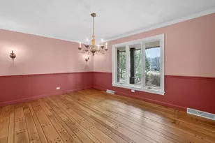 11N080 Juliet Dr, Elgin, IL 60124 - Photo 8