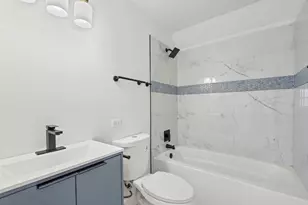 9319 S Merrill Ave, Chicago, IL 60617 - Photo 18