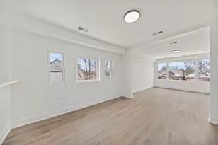 9319 S Merrill Ave, Chicago, IL 60617 - Photo 4