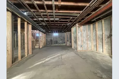 9520 S Sacramento Avenue, Evergreen Park, IL 60805 - Photo 10