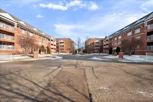 400 S NW Hwy, Park Ridge, IL 60068 - Photo 1