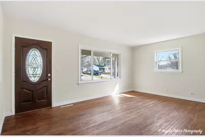 [Address not provided], Wauconda, IL 60084 - Photo 2