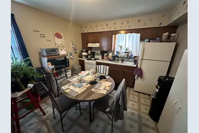 1585 W Station Street, Kankakee, IL 60901 - Photo 6