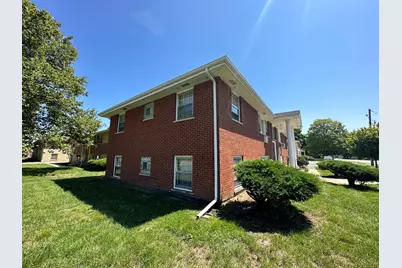 1585 W Station Street, Kankakee, IL 60901 - Photo 2