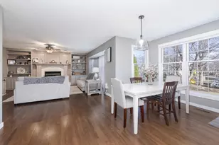 3304 Barrington Rd, Bloomington, IL 61704 - Photo 18