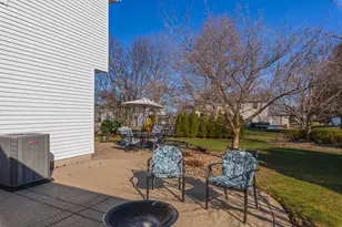 3304 Barrington Rd, Bloomington, IL 61704 - Photo 50