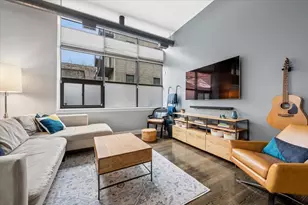 1137 N Wood St, Chicago, IL 60622 - Photo 4