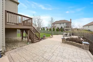 208 Amherst Ct, Oswego, IL 60543 - Photo 32