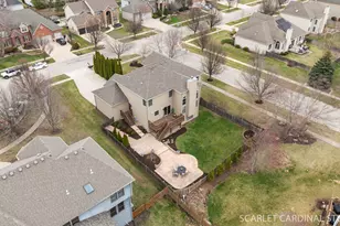 208 Amherst Ct, Oswego, IL 60543 - Photo 2